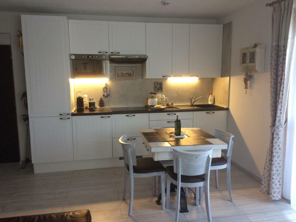 Maliarik – Apartmán Deluxe Deménvölgy Kültér fotó